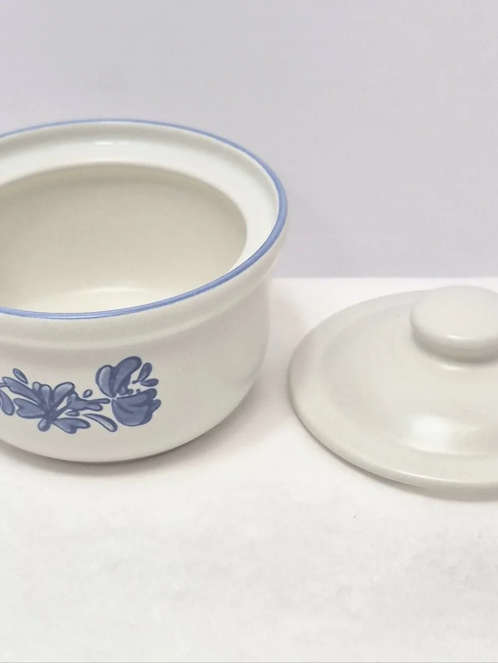 Pfaltzgraff Yorktowne Discontinued Butter Tub